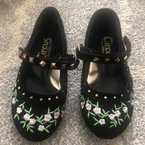 Little girls dress shoes. Very beautiful